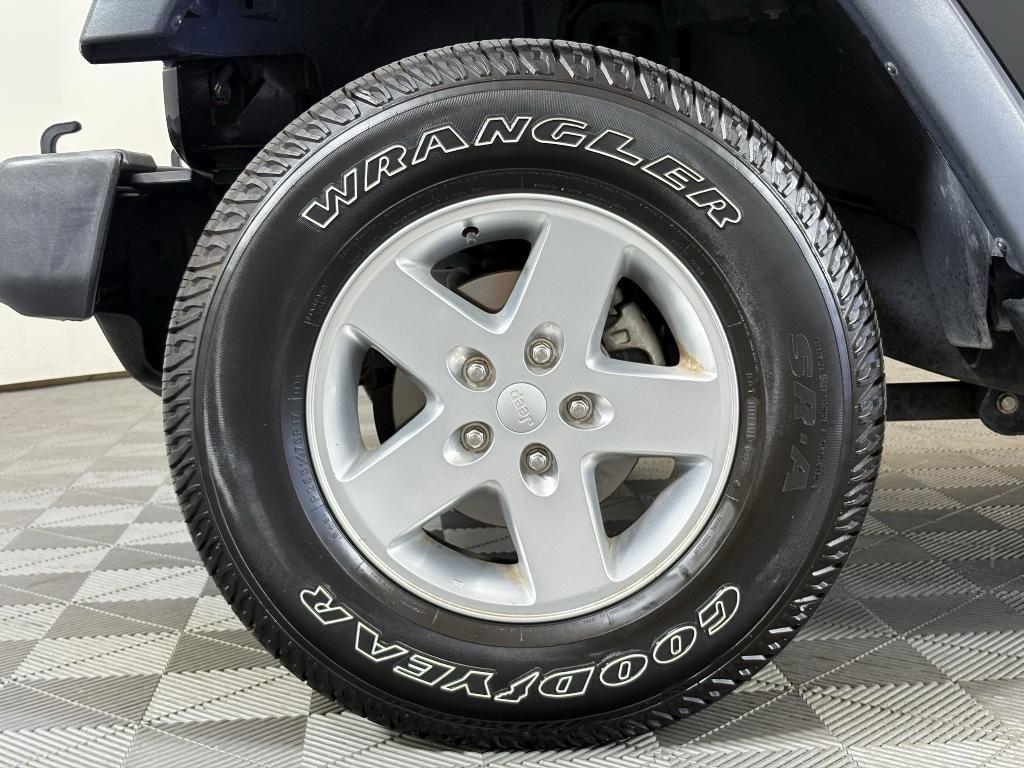 used 2015 Jeep Wrangler Unlimited car, priced at $18,999