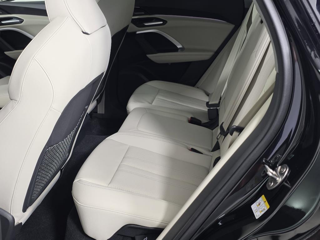 new 2025 Audi Q5 car, priced at $60,061