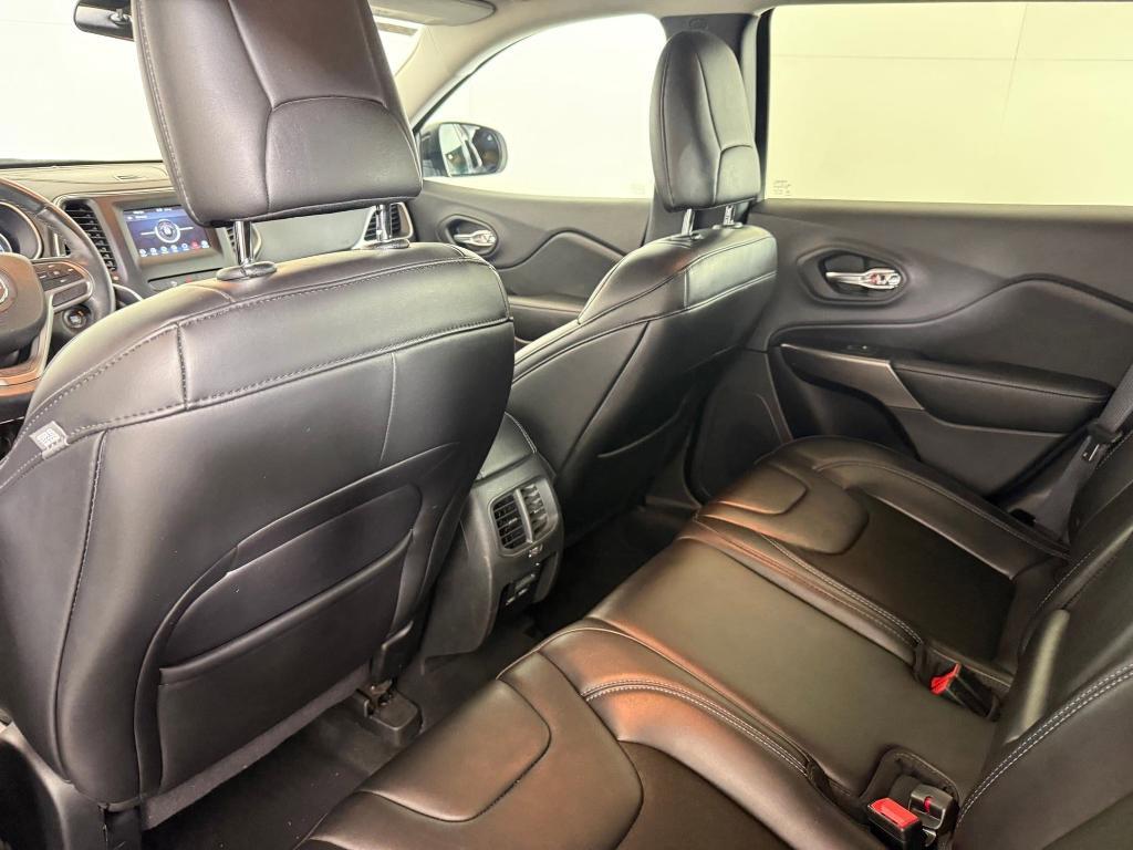 used 2019 Jeep Cherokee car, priced at $13,998