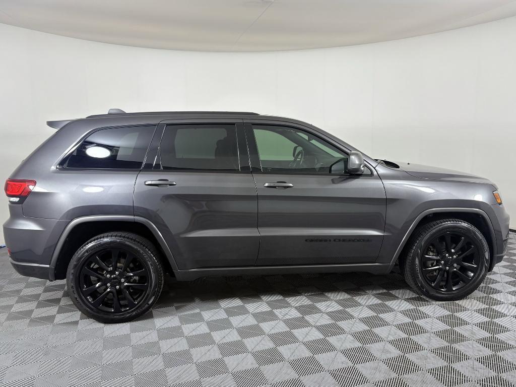 used 2019 Jeep Grand Cherokee car, priced at $18,999
