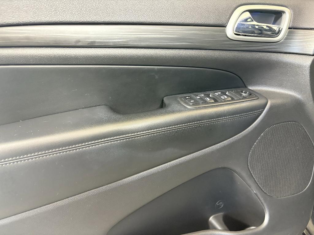 used 2019 Jeep Grand Cherokee car, priced at $18,999