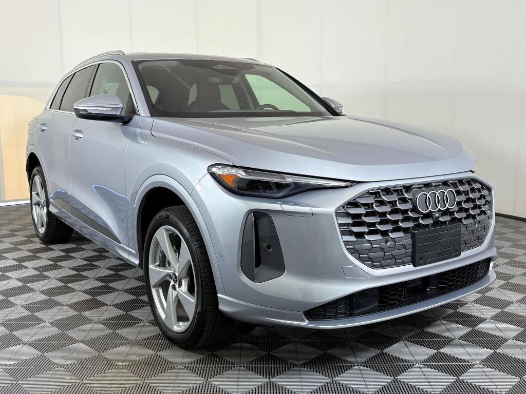new 2025 Audi Q5 car, priced at $58,841