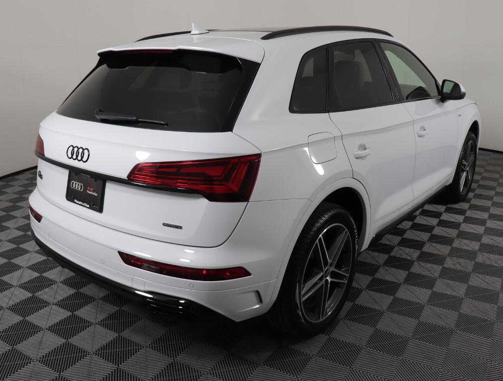 new 2025 Audi Q5 car, priced at $65,221