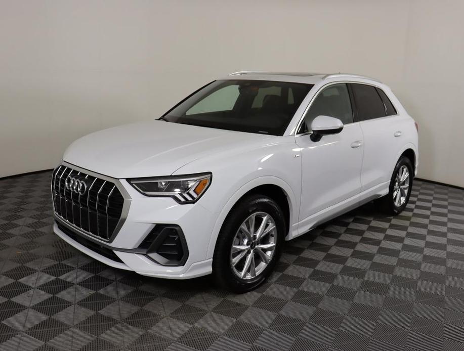 new 2024 Audi Q3 car, priced at $41,622