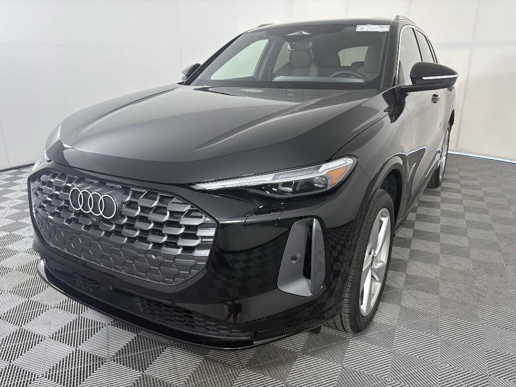 new 2025 Audi Q5 car, priced at $60,071