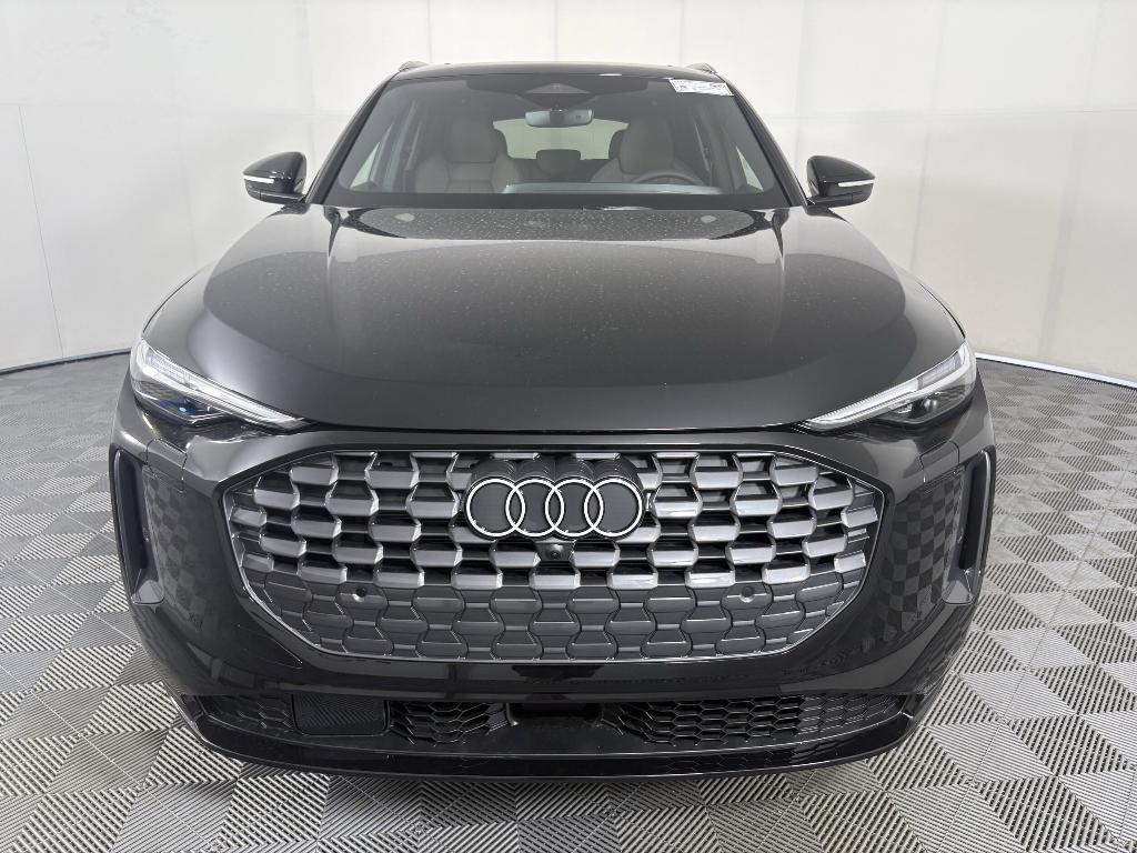 new 2025 Audi Q5 car, priced at $60,071