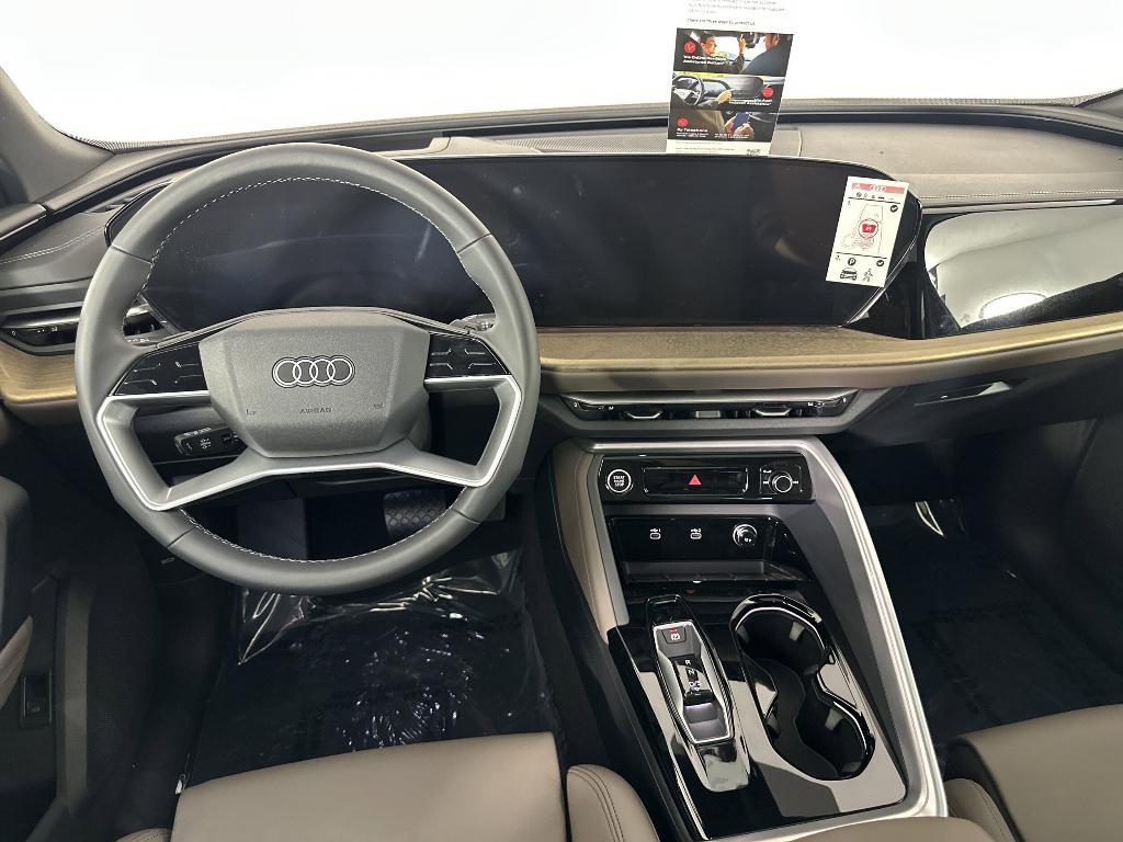 new 2025 Audi Q5 car, priced at $60,071
