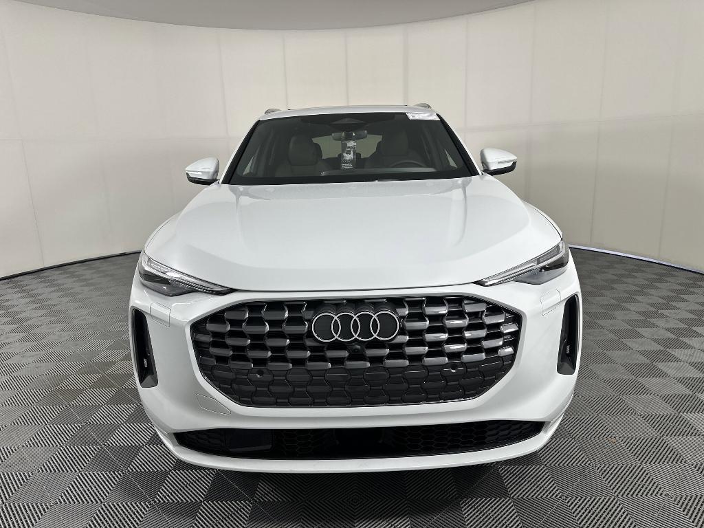 new 2025 Audi Q5 car, priced at $60,071