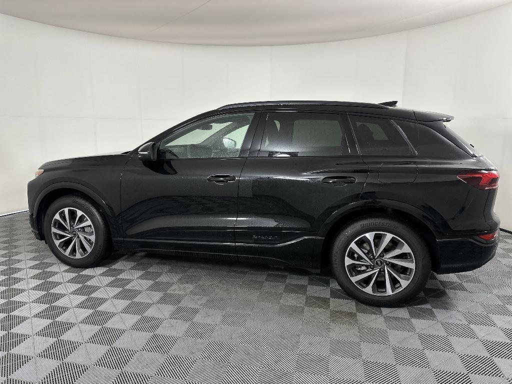new 2025 Audi Q6 e-tron car, priced at $72,141