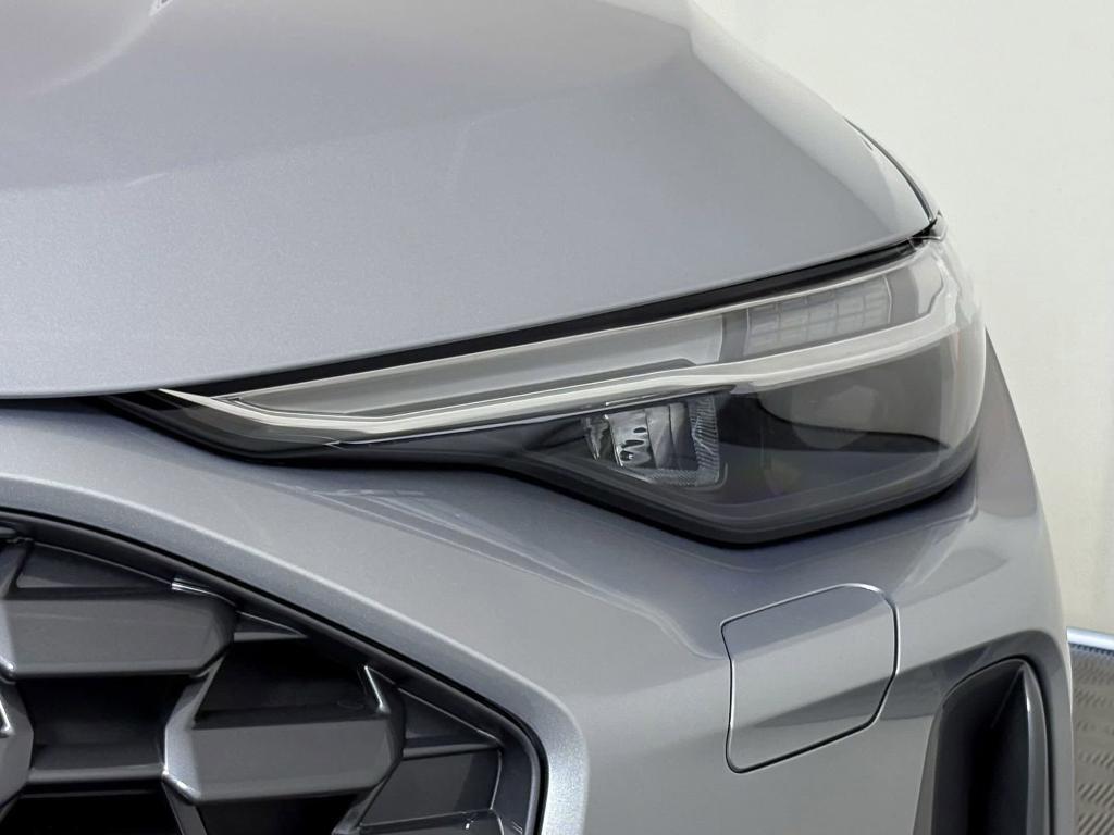 new 2025 Audi Q5 car, priced at $58,841