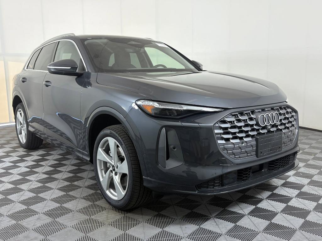 new 2025 Audi Q5 car, priced at $60,391