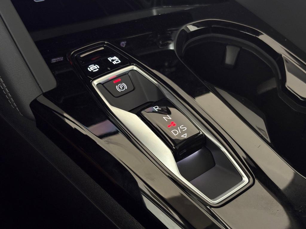 new 2025 Audi Q5 car, priced at $60,391