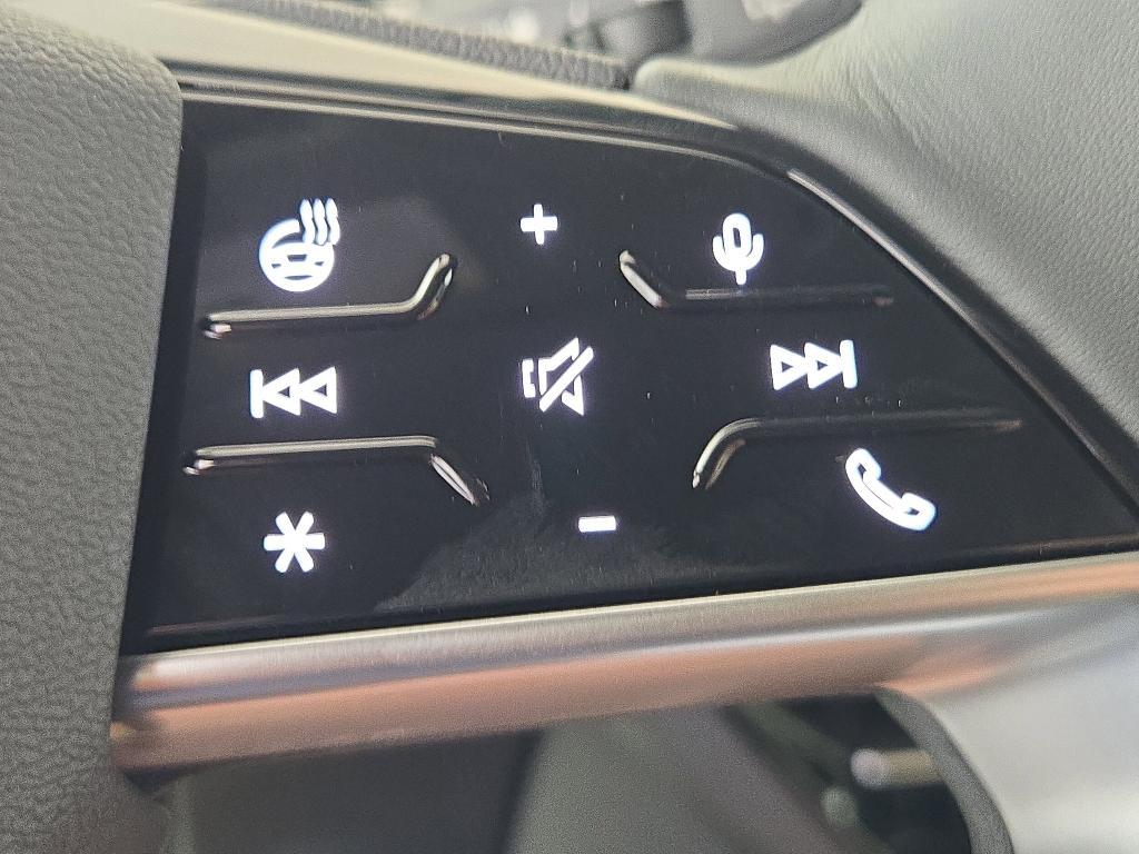 new 2025 Audi Q6 e-tron car, priced at $62,301