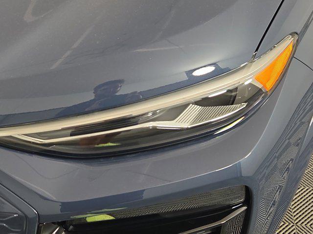 new 2025 Audi Q6 e-tron car, priced at $65,071