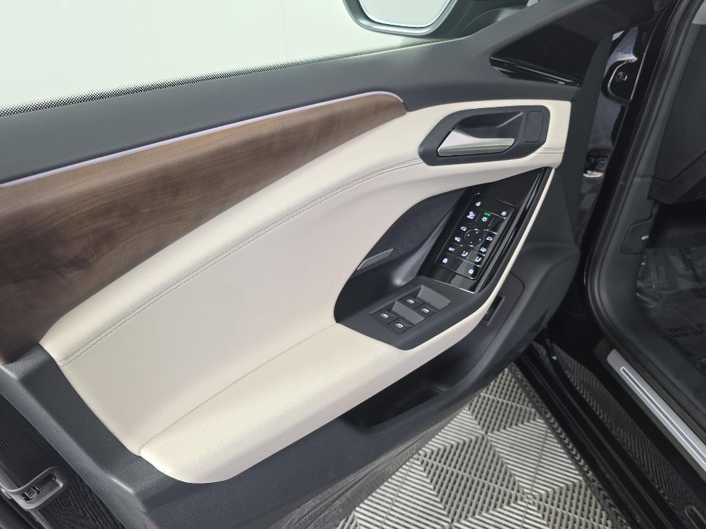 new 2025 Audi A6 e-tron car, priced at $68,411