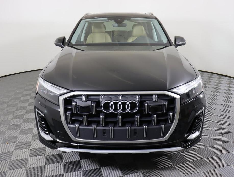 new 2025 Audi Q7 car, priced at $70,541