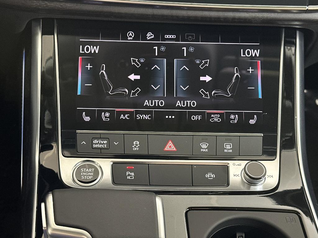 new 2025 Audi Q7 car, priced at $73,861