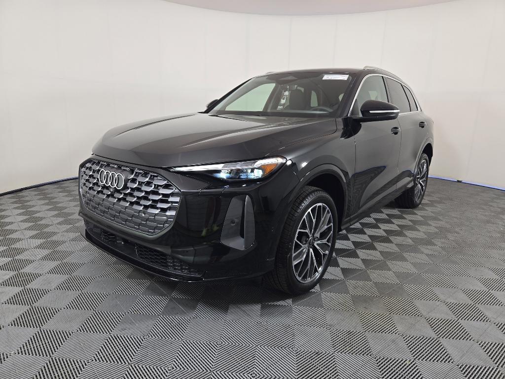 new 2025 Audi Q5 car, priced at $59,751