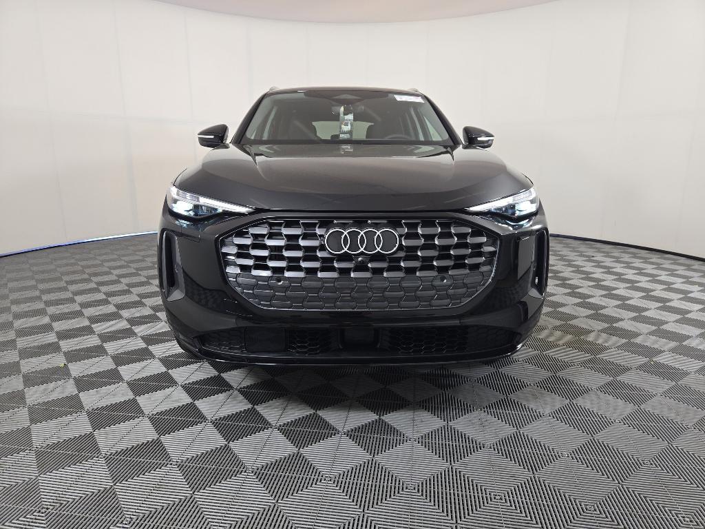 new 2025 Audi Q5 car, priced at $60,975