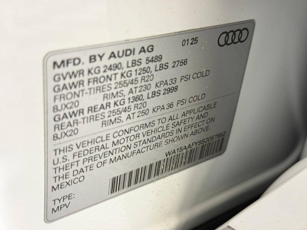 new 2025 Audi Q5 car, priced at $51,992