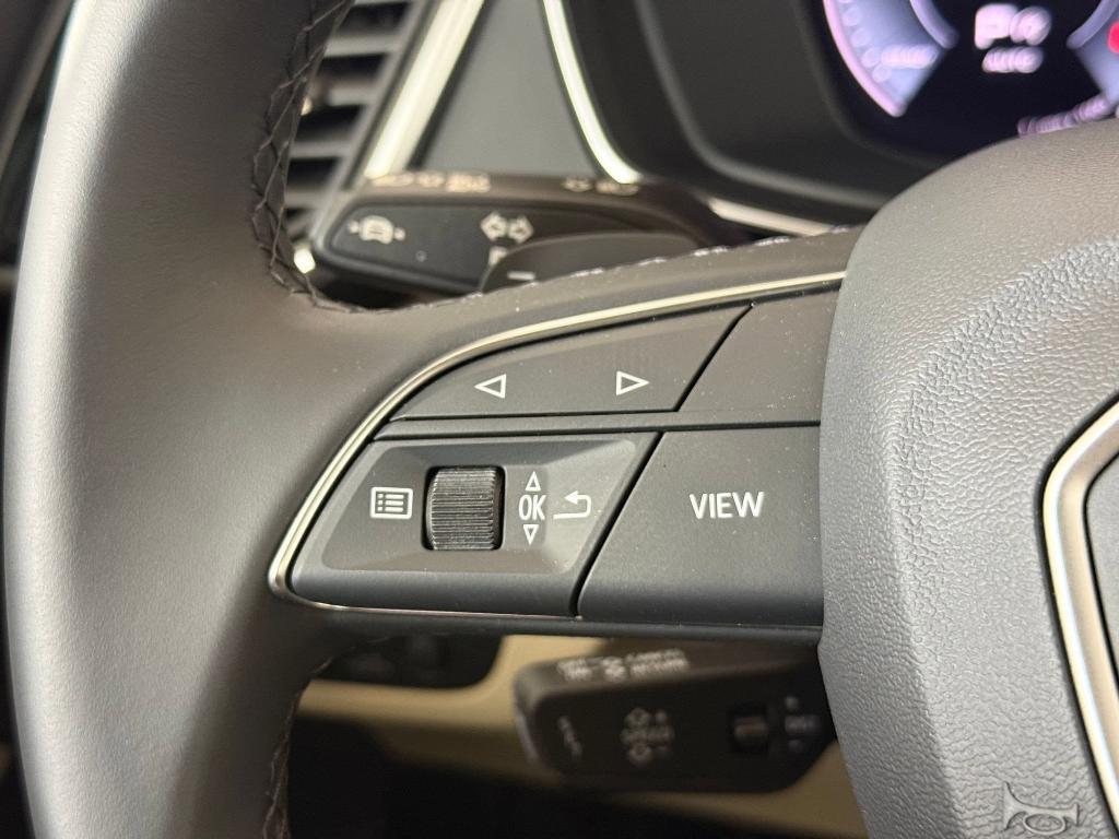 new 2025 Audi Q5 car, priced at $51,992