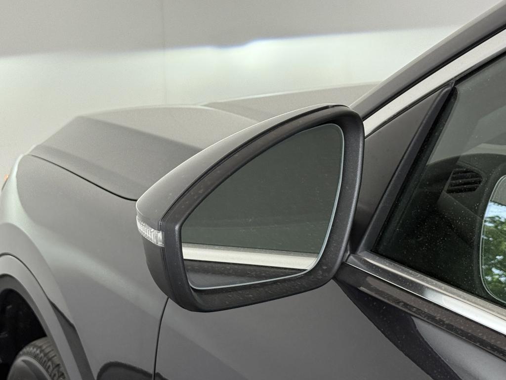 new 2025 Audi Q5 car, priced at $60,071