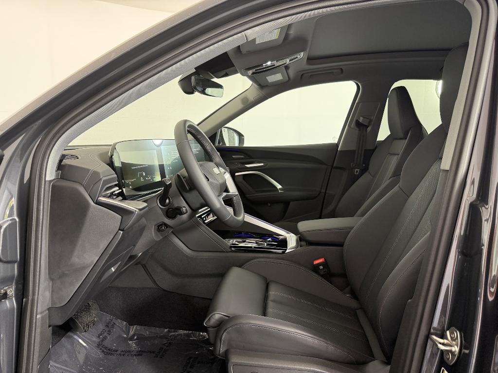 new 2025 Audi Q5 car, priced at $60,071