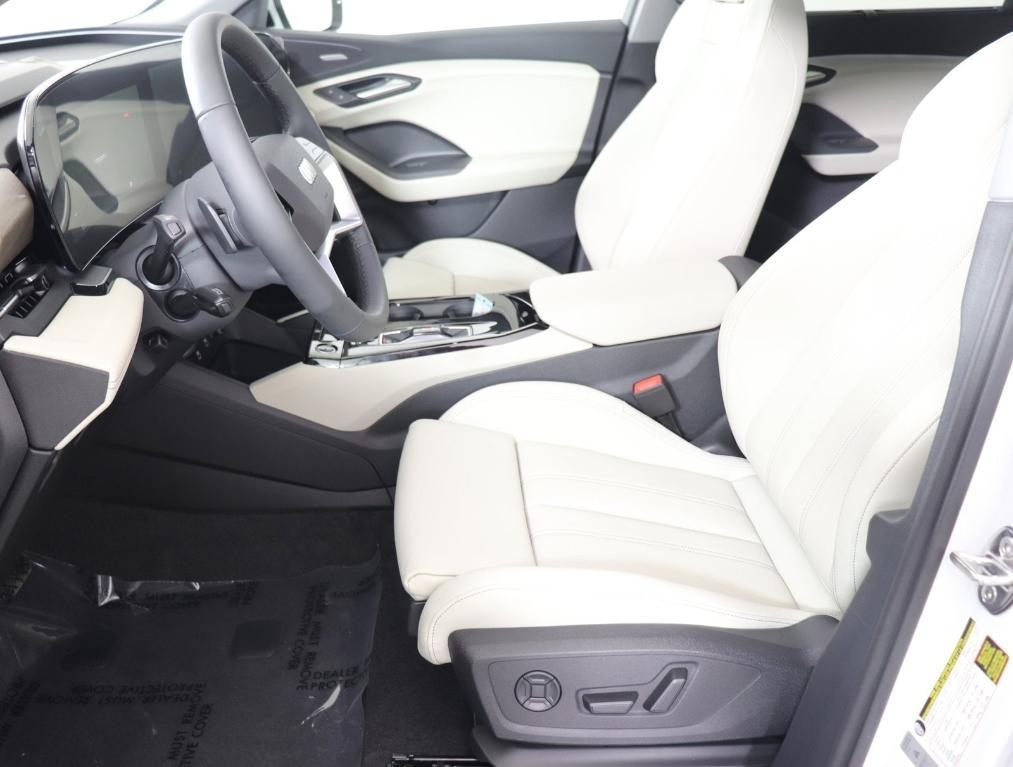 new 2025 Audi Q6 e-tron car, priced at $73,561
