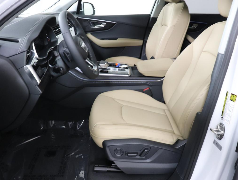 new 2025 Audi Q7 car, priced at $71,254