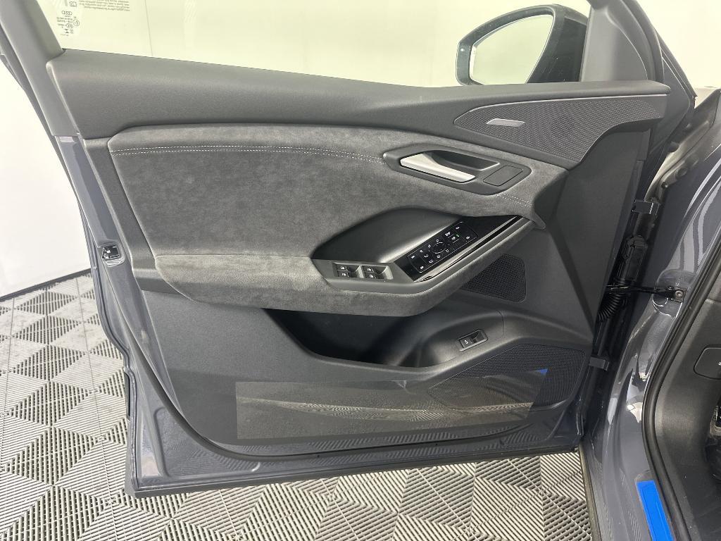 new 2025 Audi SQ6 e-tron car, priced at $82,925