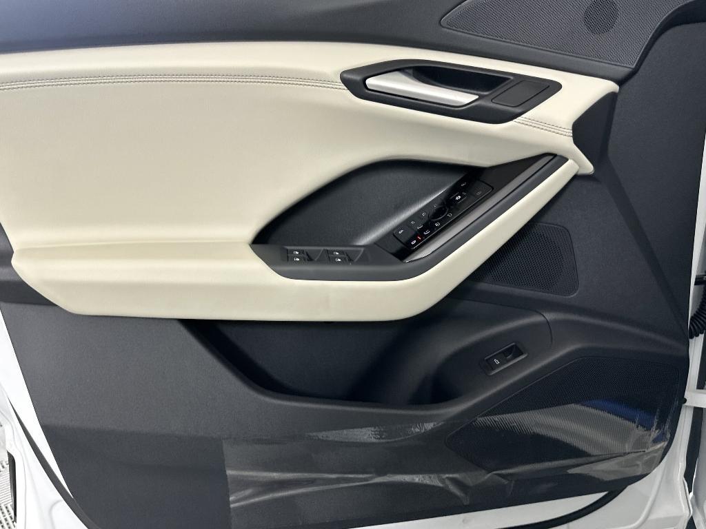 new 2025 Audi Q6 e-tron car, priced at $67,461