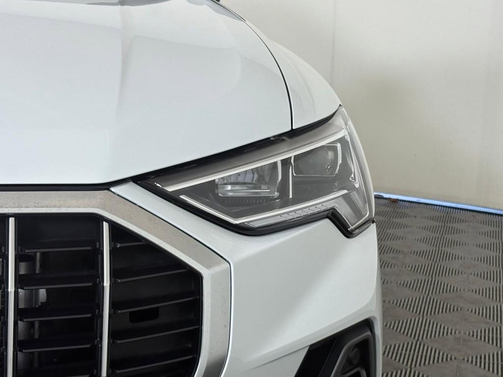 new 2025 Audi Q3 car, priced at $41,921