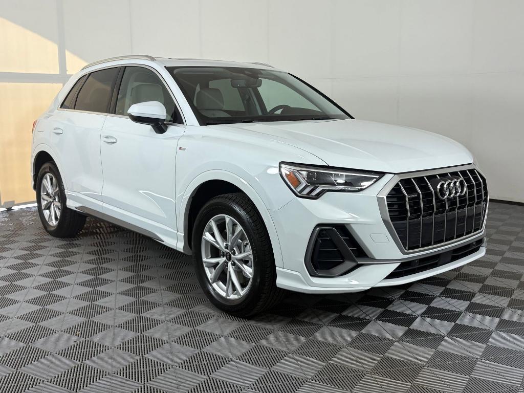 new 2025 Audi Q3 car, priced at $41,921