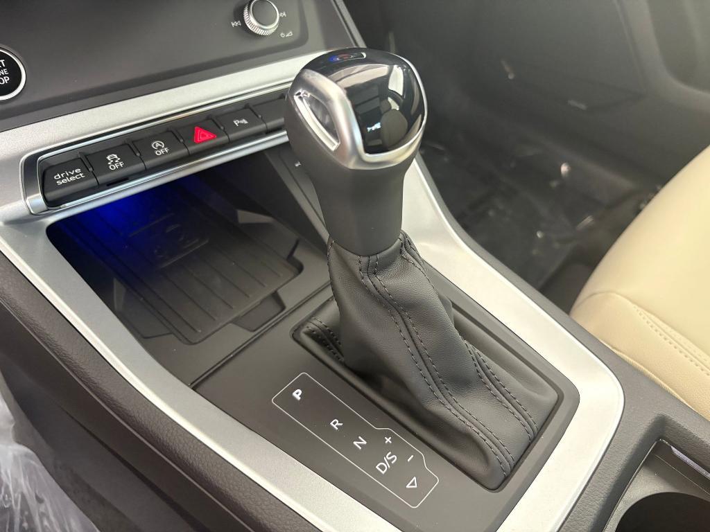 new 2025 Audi Q3 car, priced at $41,921