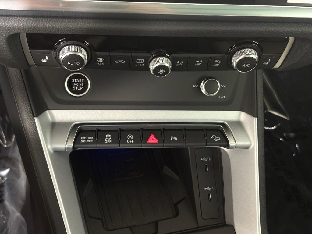 new 2025 Audi Q3 car, priced at $41,921