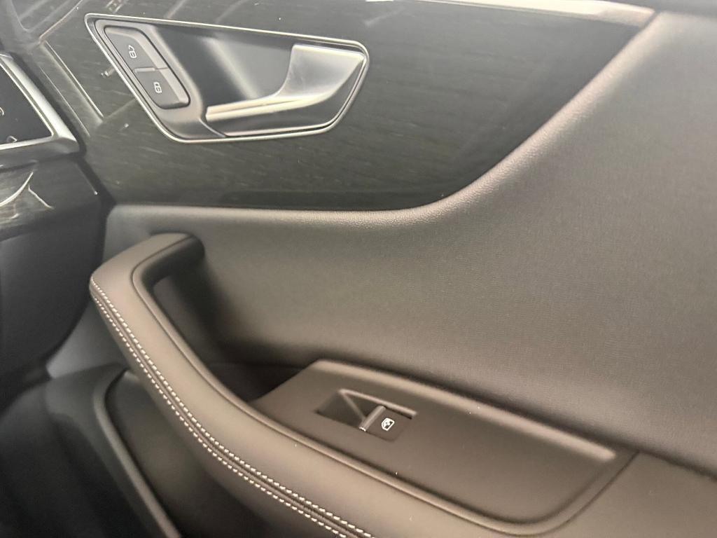 new 2026 Audi Q8 car, priced at $86,300