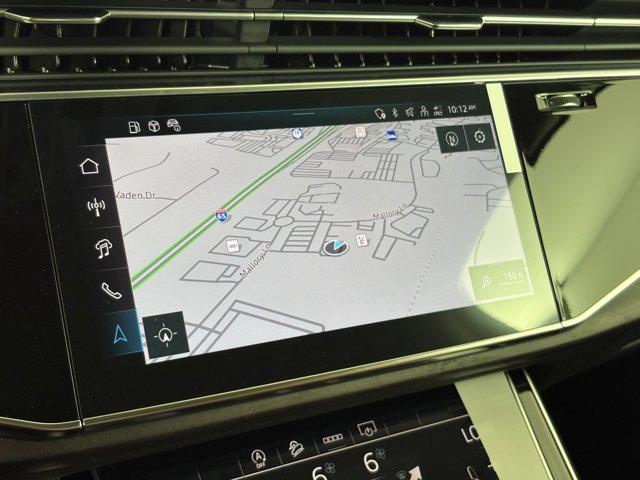 new 2025 Audi Q7 car, priced at $72,451