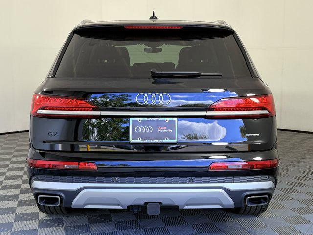 new 2025 Audi Q7 car, priced at $72,451