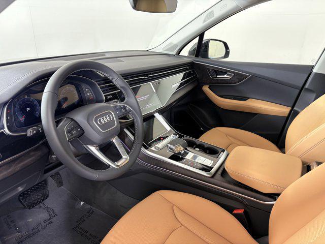 new 2025 Audi Q7 car, priced at $72,451