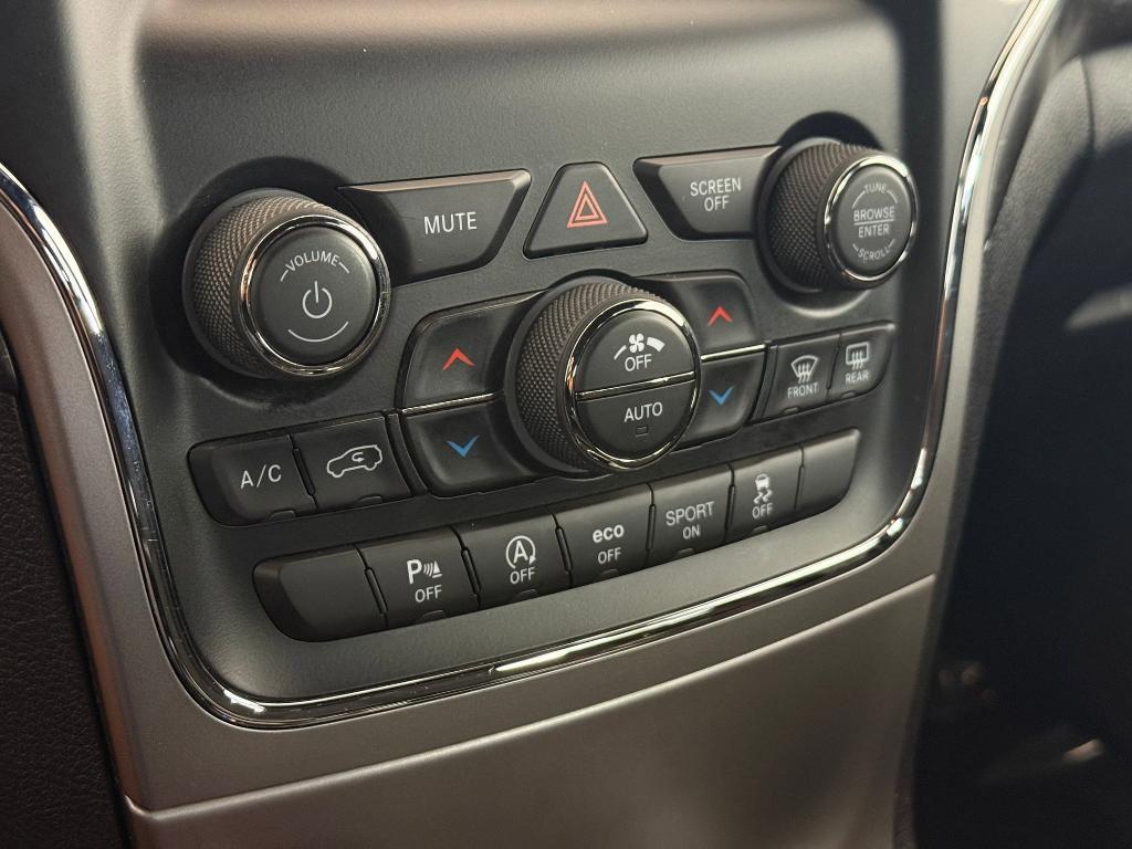 used 2018 Jeep Grand Cherokee car, priced at $11,998