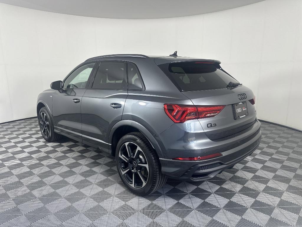 new 2025 Audi Q3 car, priced at $45,781