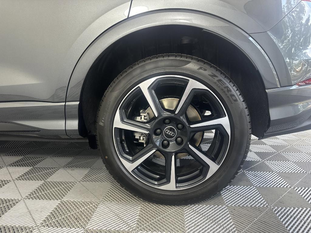 new 2025 Audi Q3 car, priced at $45,781