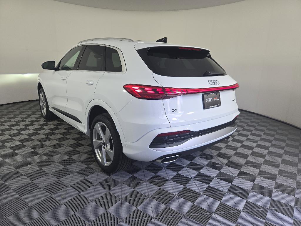 new 2025 Audi Q5 car, priced at $59,751