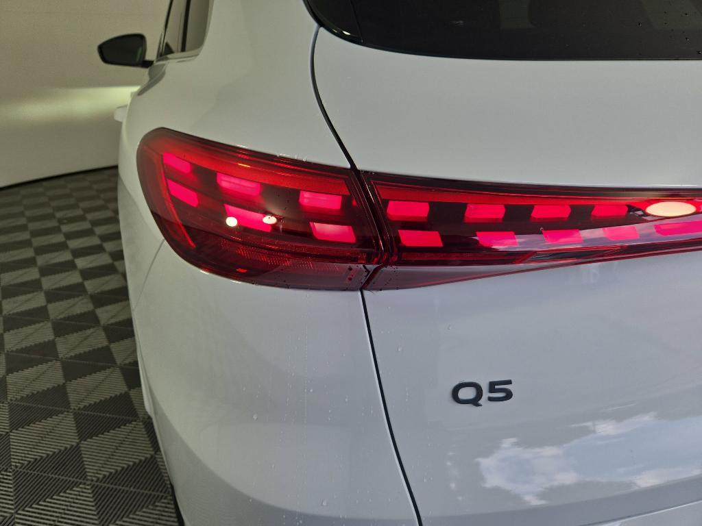 new 2025 Audi Q5 car, priced at $60,975
