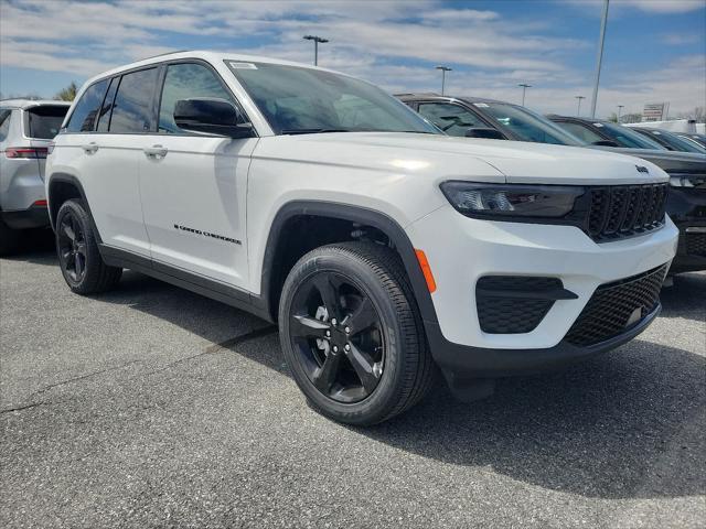 new 2024 Jeep Grand Cherokee car, priced at $46,830