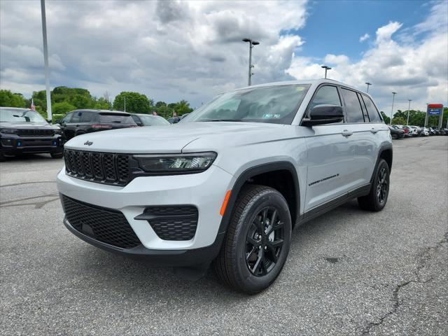 new 2024 Jeep Grand Cherokee car, priced at $46,280