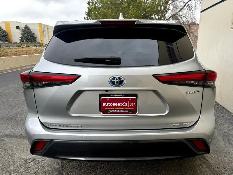 used 2023 Toyota Highlander Hybrid car, priced at $50,697