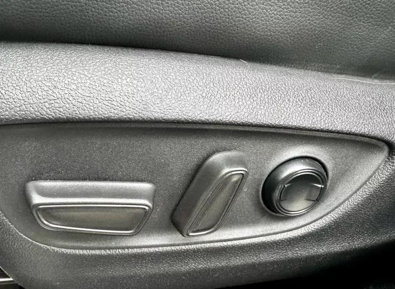 used 2023 Toyota Highlander Hybrid car, priced at $50,697