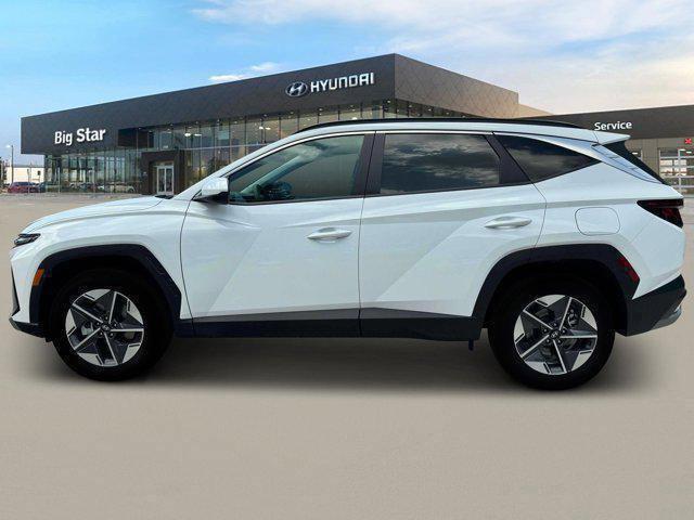 new 2025 Hyundai Tucson car, priced at $32,000