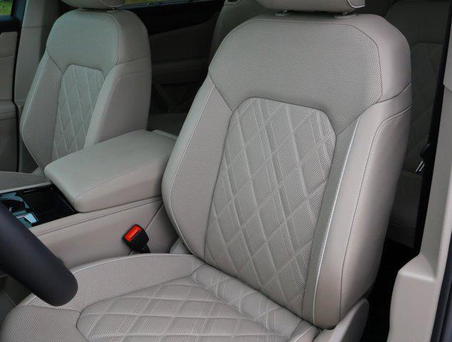 used 2025 Volkswagen Atlas car, priced at $49,288